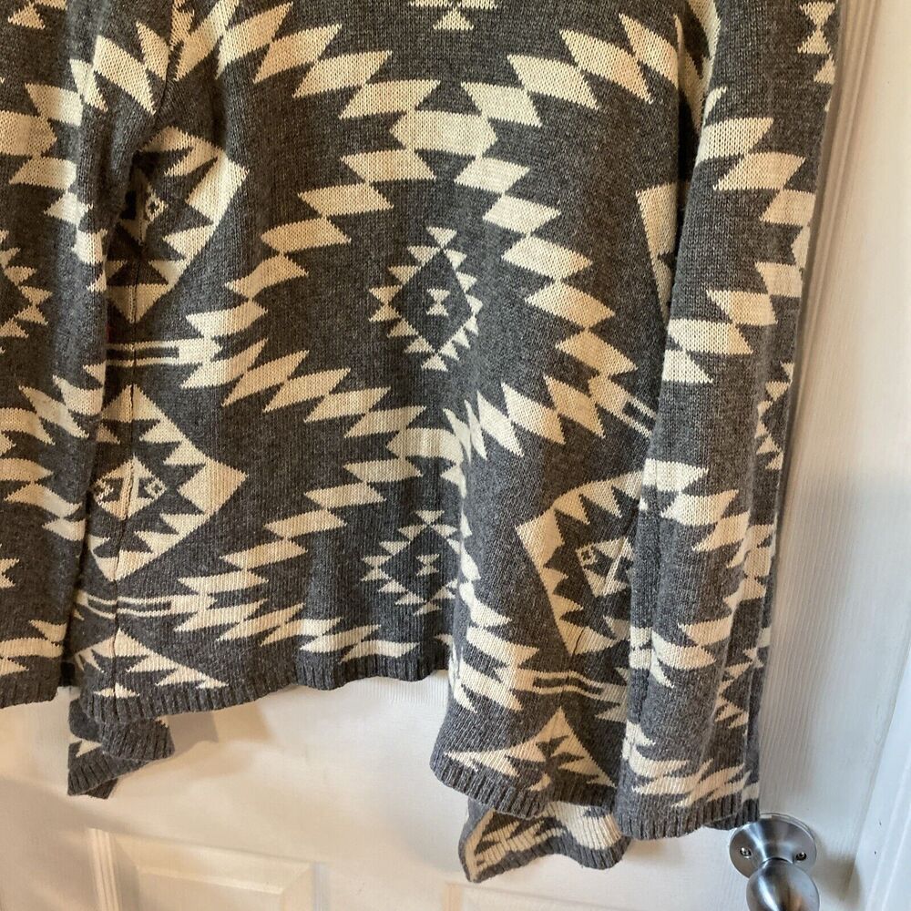 Market & Spruce Cardigan Women’s Size Small Grey Beige Southwestern Sweater - Picture 10 of 12